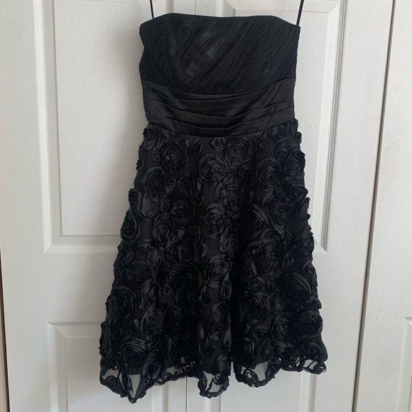 White House Black Market | Dresses | White House Black Market Elegant Little Black Strapless Rose Dress Size 6 | Poshmark White House Black Market | Dresses | White House Black Market Elegant Little Black Strapless Rose Dress Size 6 | Poshmark